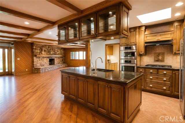 4720 Hayman Ave - Photo 7 of 8