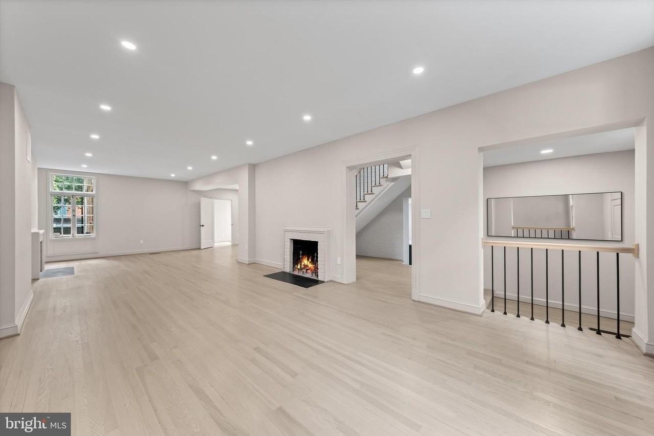 1525 35th St Nw - Photo 3 of 43