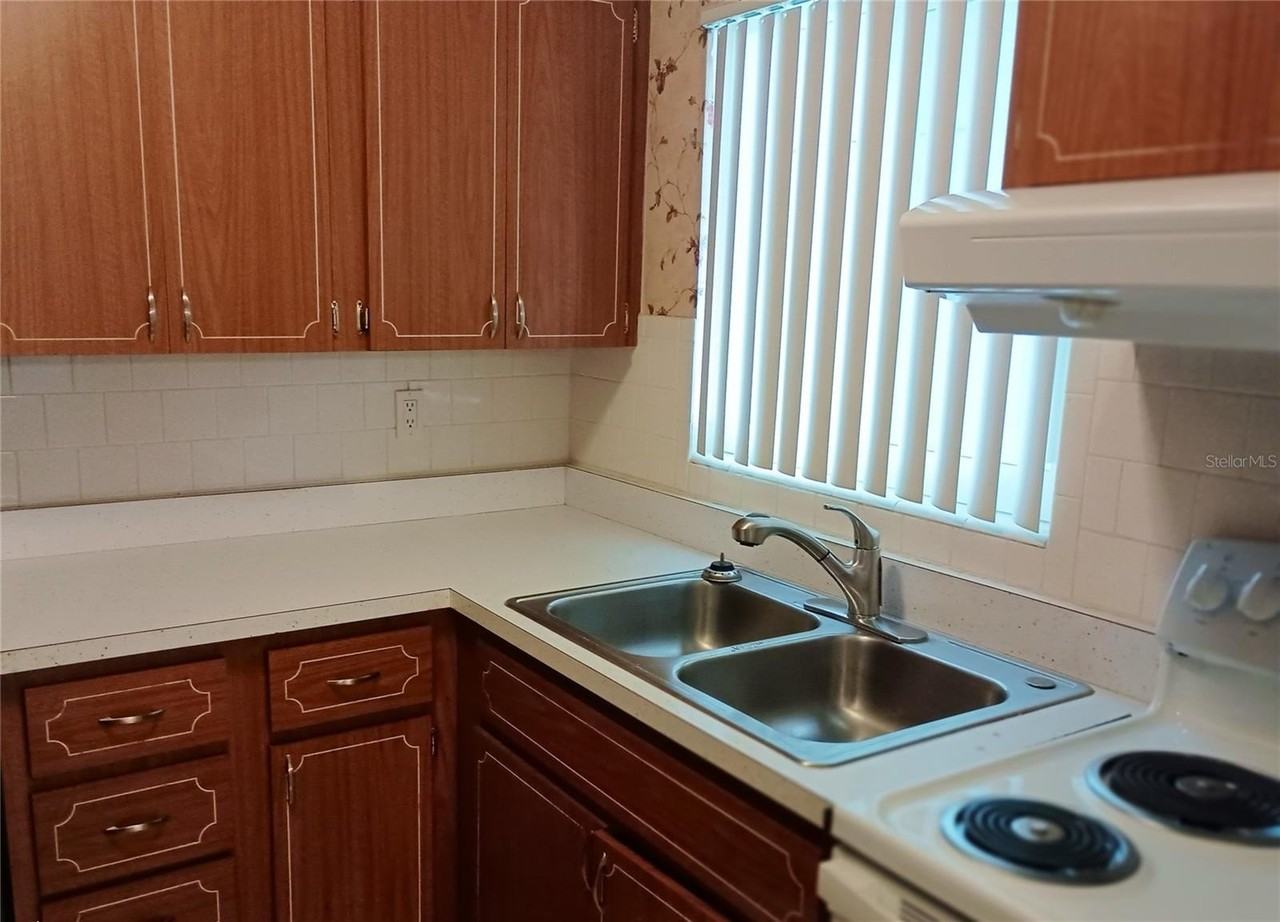 1875 Sunny Dr #G32 - Photo 5 of 15