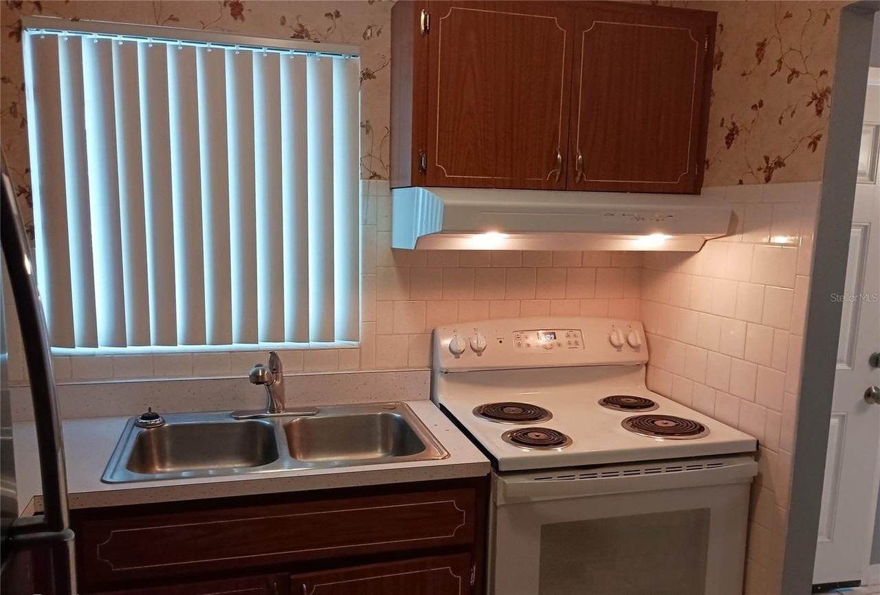 1875 Sunny Dr #G32 - Photo 7 of 15