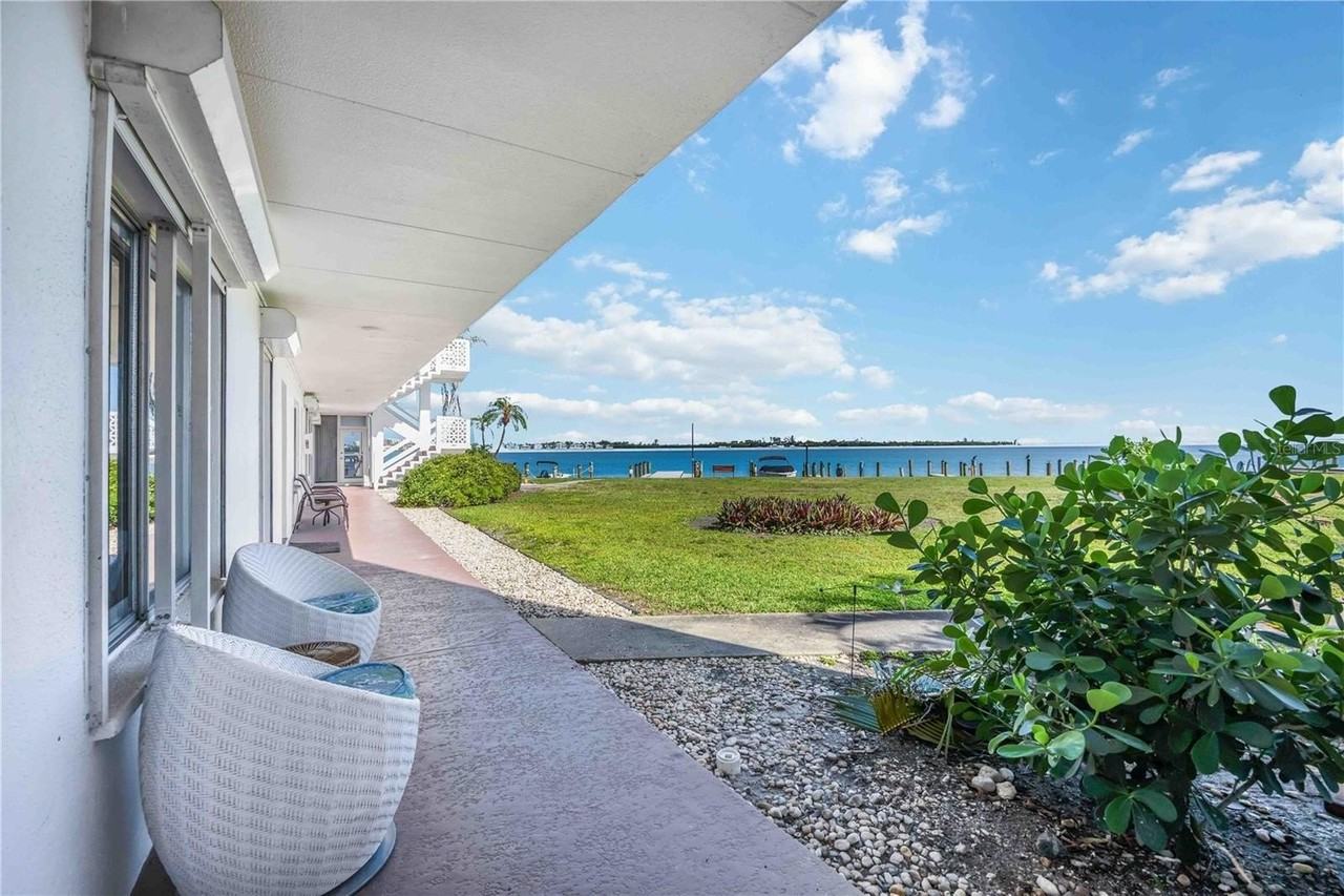 765 John Ringling Blvd #5 - Photo 2 of 50