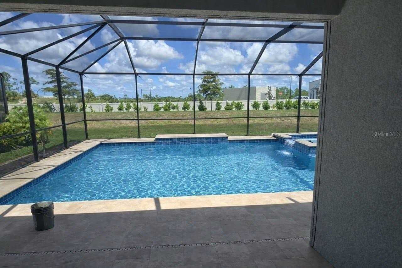 11399 Pinot Dr - Photo 4 of 38