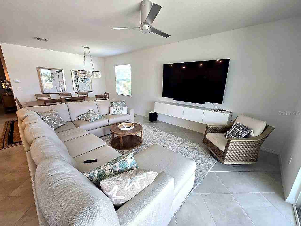 11399 Pinot Dr - Photo 6 of 38