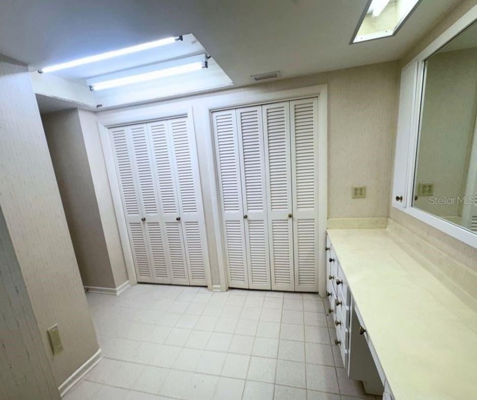 1505 N Arcadia Ave - Photo 6 of 10