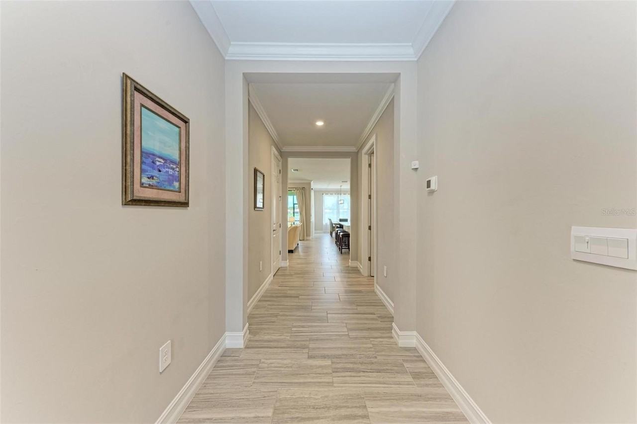 244 Villoresi Blvd - Photo 5 of 50