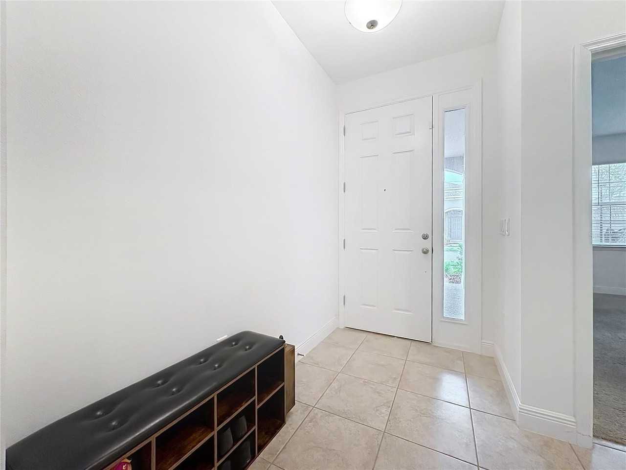 792 Hyperion Dr - Photo 5 of 50