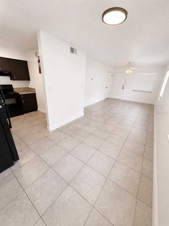 1187 Bentley Rd #1 - Photo 4 of 15