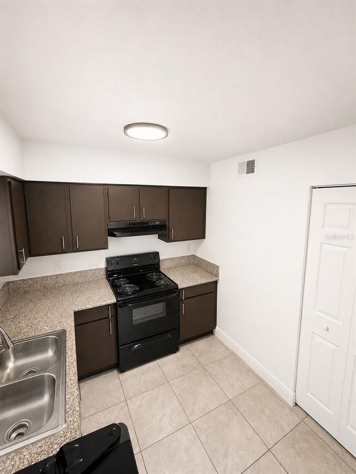 1187 Bentley Rd #1 - Photo 6 of 15