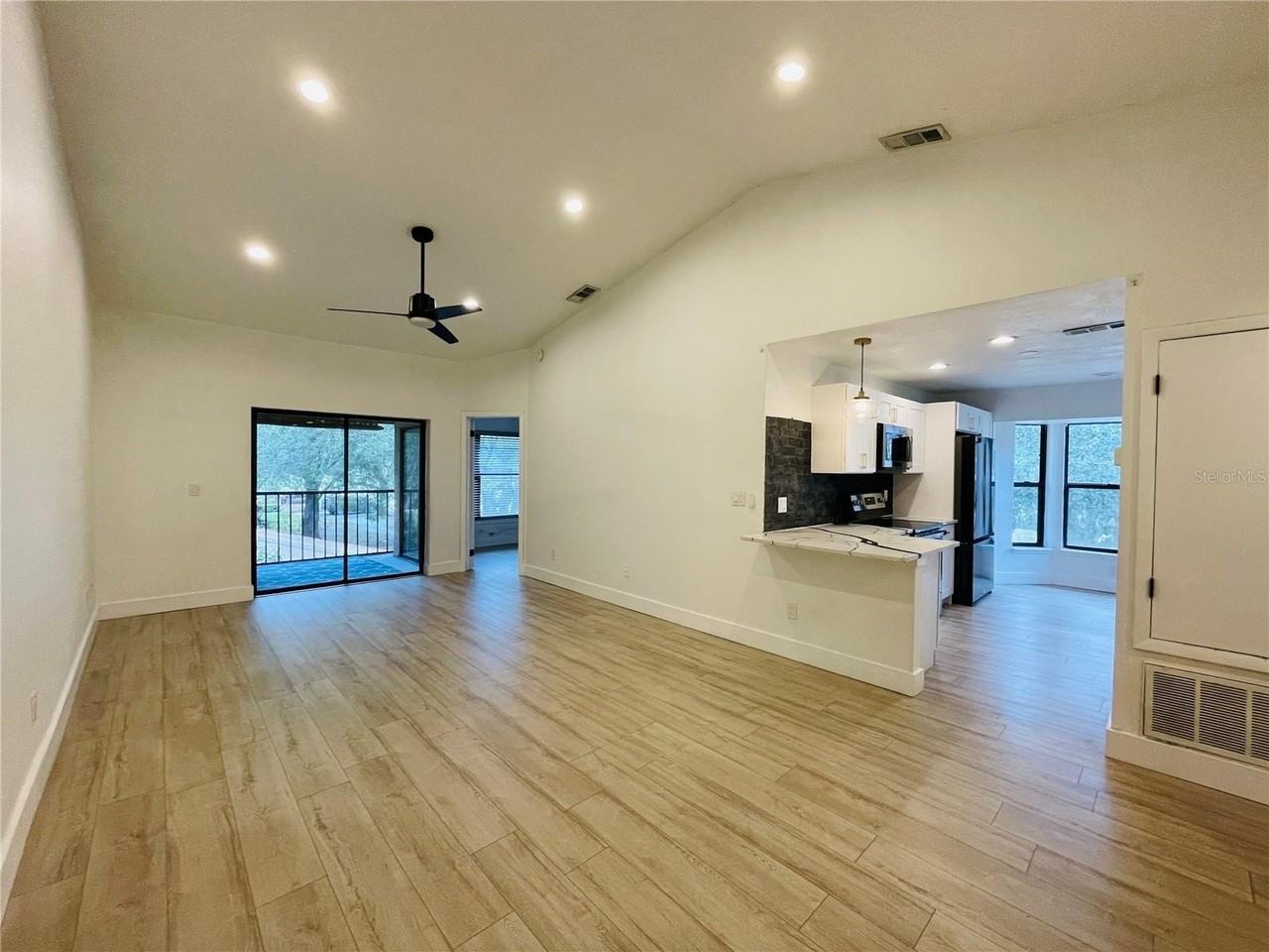 7803 Sugar Brook Ct #7803 - Photo 6 of 8