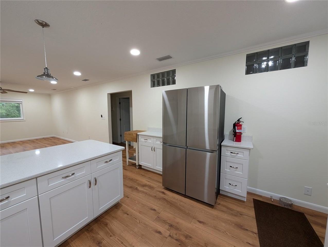 8481 S Great Oaks Dr - Photo 7 of 32