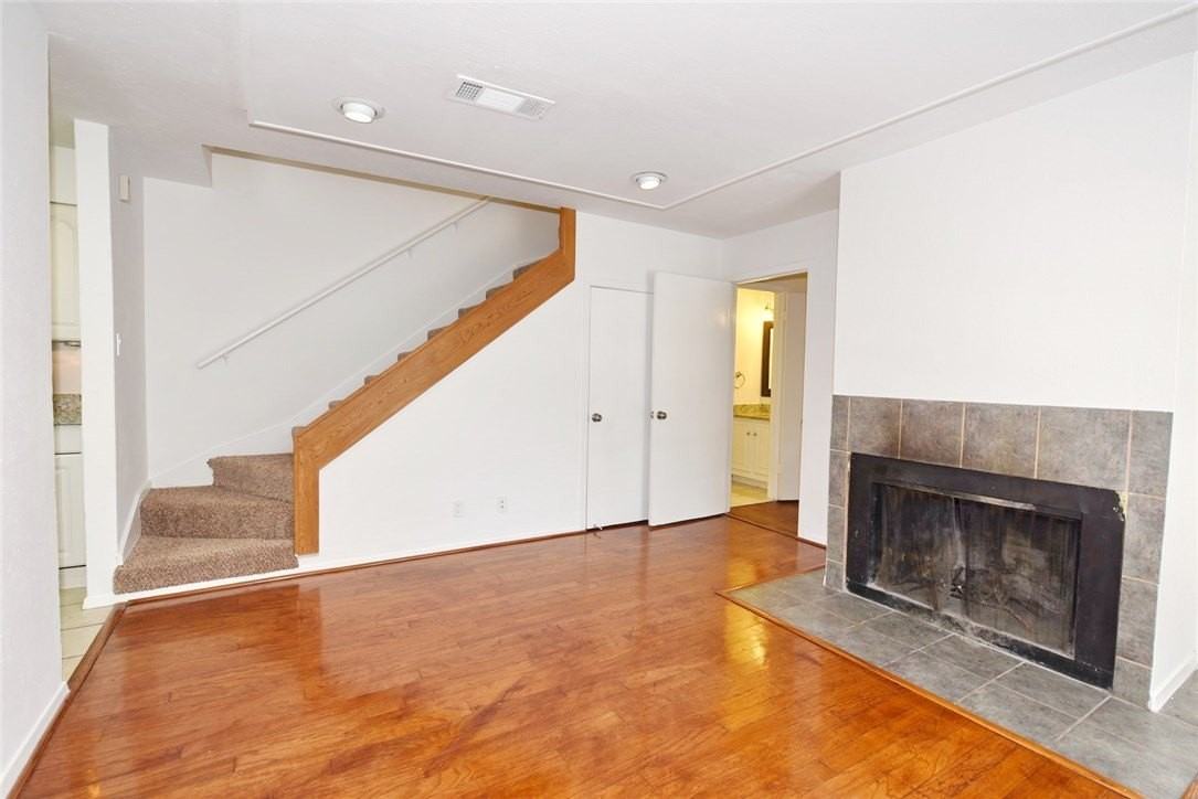 4033 Gilbert Ave #205 - Photo 7 of 18