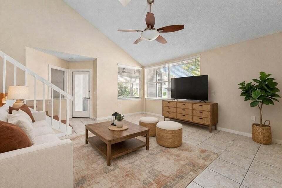 3658 Sw Sunset Trace Cir #3658 - Photo 4 of 21