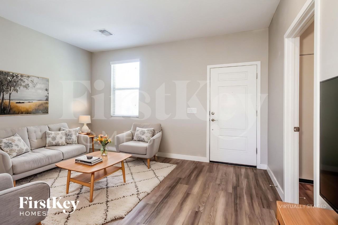 17016 W Alice Ave - Photo 3 of 19
