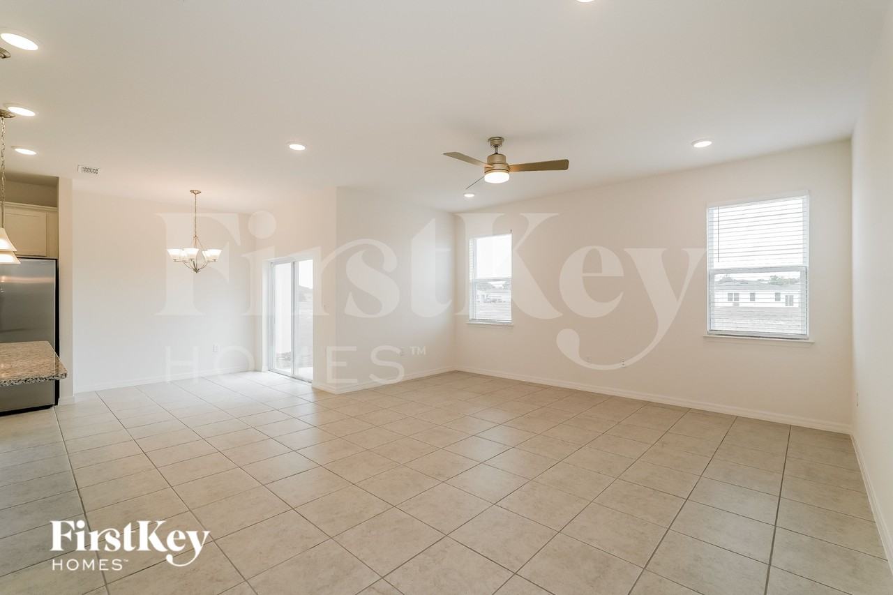 597 Crown Rose Dr - Photo 2 of 17