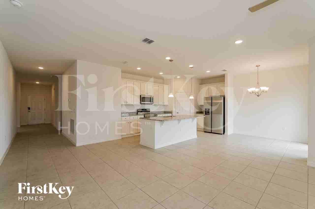 597 Crown Rose Dr - Photo 3 of 17
