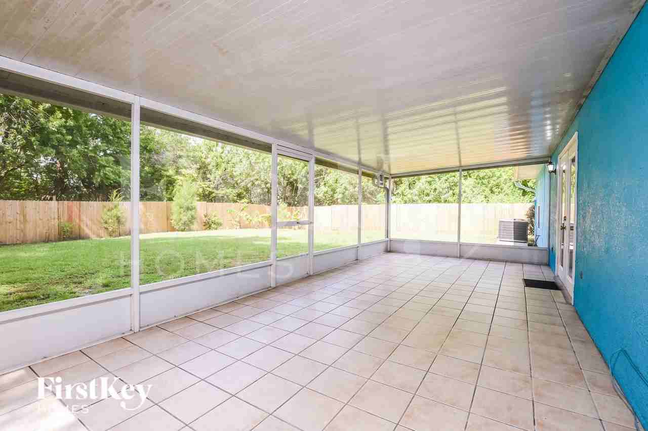 6363 Brack St - Photo 7 of 16