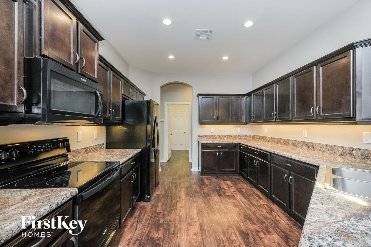 5276 White Egret Ln - Photo 4 of 15