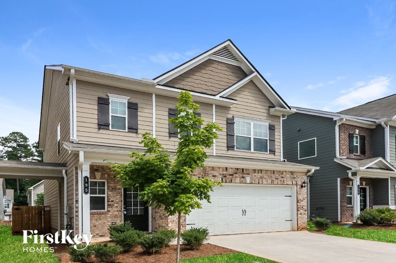 195 Bryon Ln - Photo 2 of 15