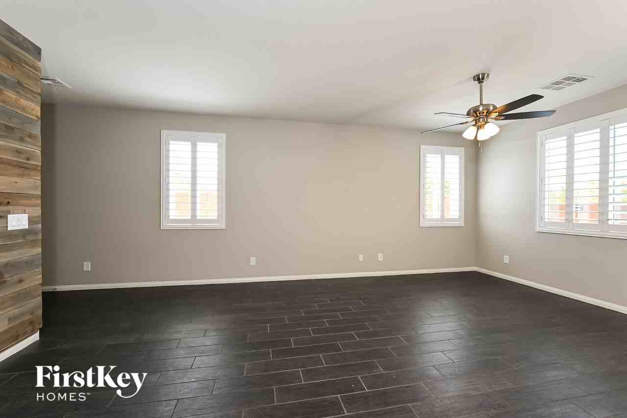 10448 Camp Rock Ct - Photo 3 of 15
