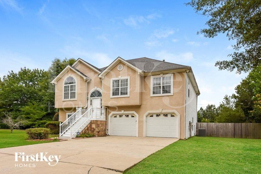 1229 Winsley Ct Sw - Photo 2 of 15