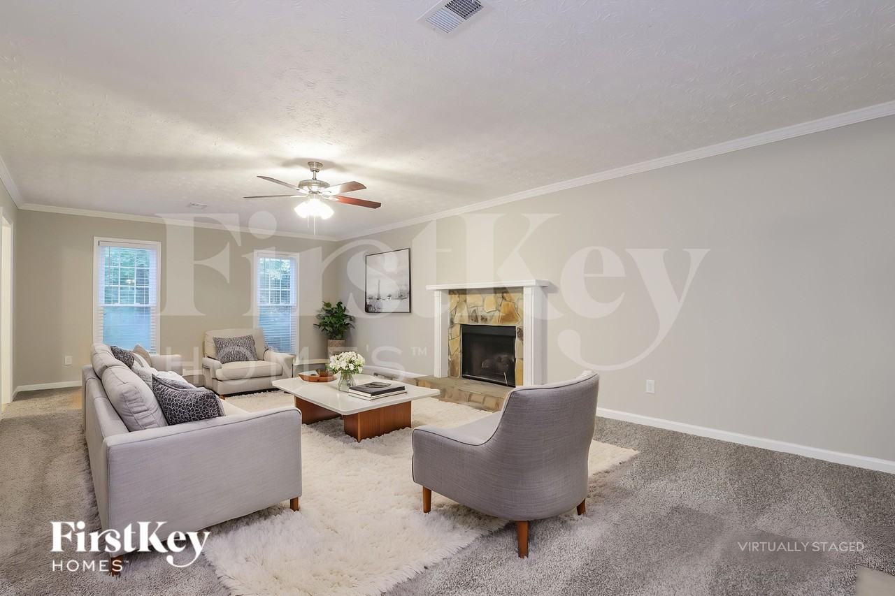 3585 Chastain Ct - Photo 5 of 18