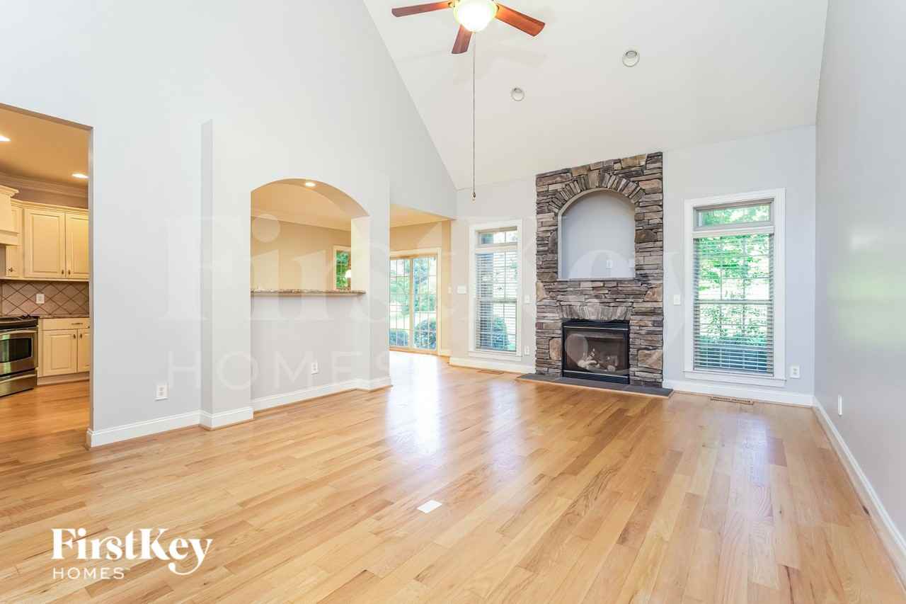 1088 Feldspar Ln - Photo 3 of 19
