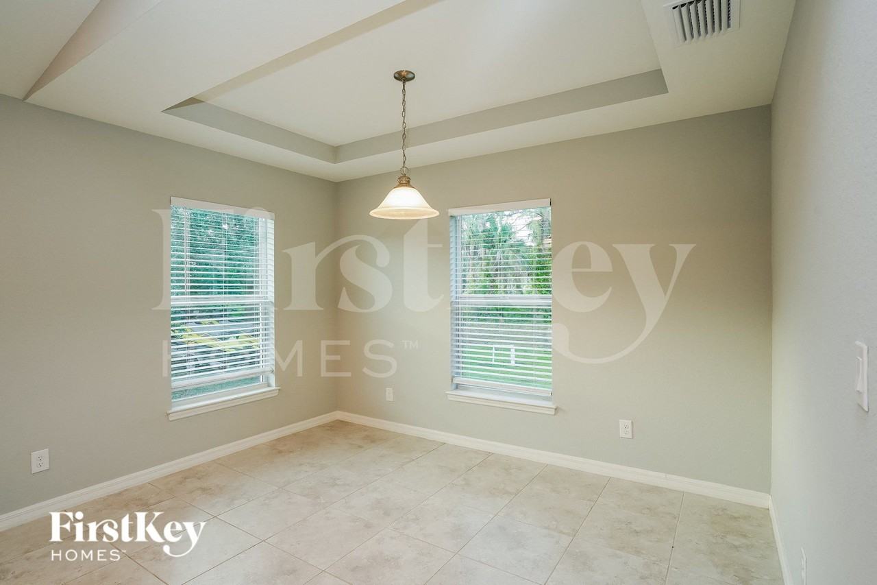 1606 Ne 35th Ter - Photo 5 of 15
