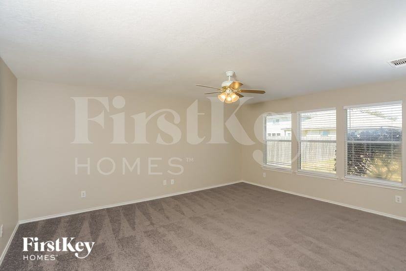8815 Golden Eye - Photo 2 of 15