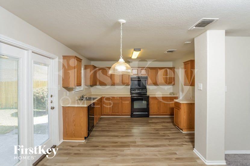 8815 Golden Eye - Photo 5 of 15