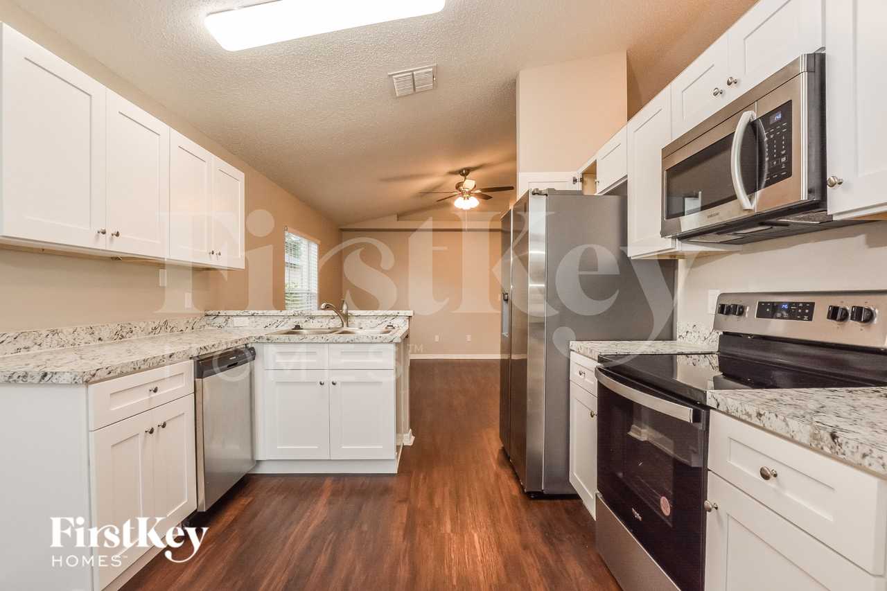 7436 Duval Ave - Photo 5 of 15