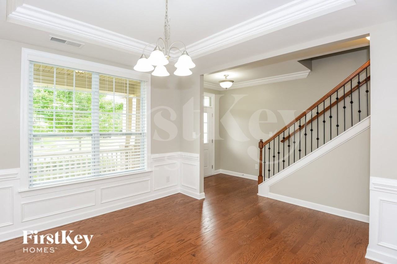 113 Planters Way - Photo 3 of 15