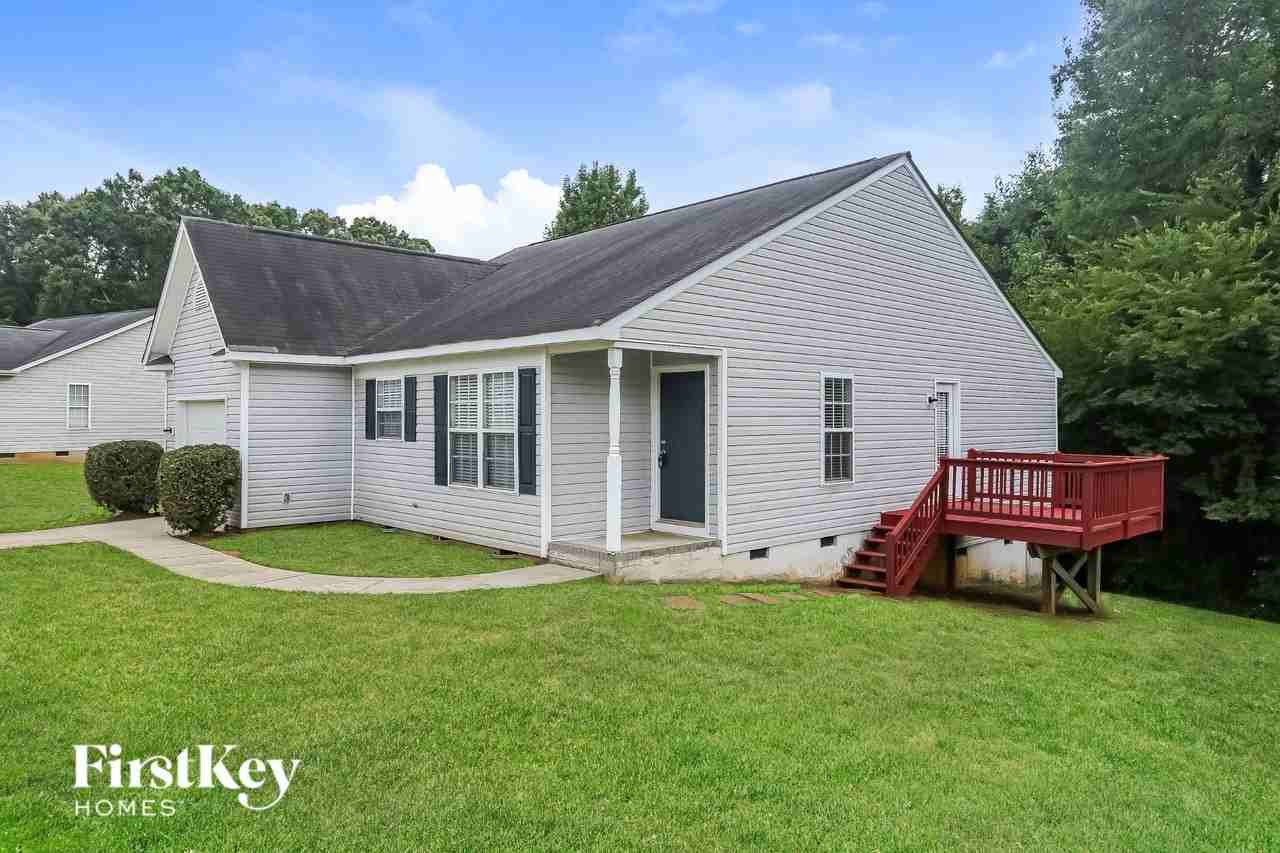 933 Milkwood Ln - Photo 4 of 15