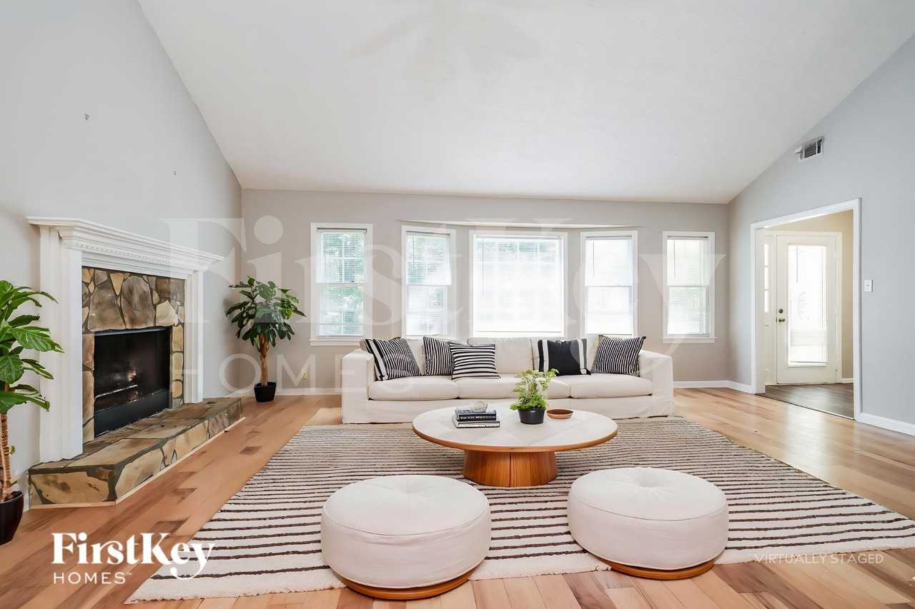 960 Old Spring Way - Photo 3 of 18