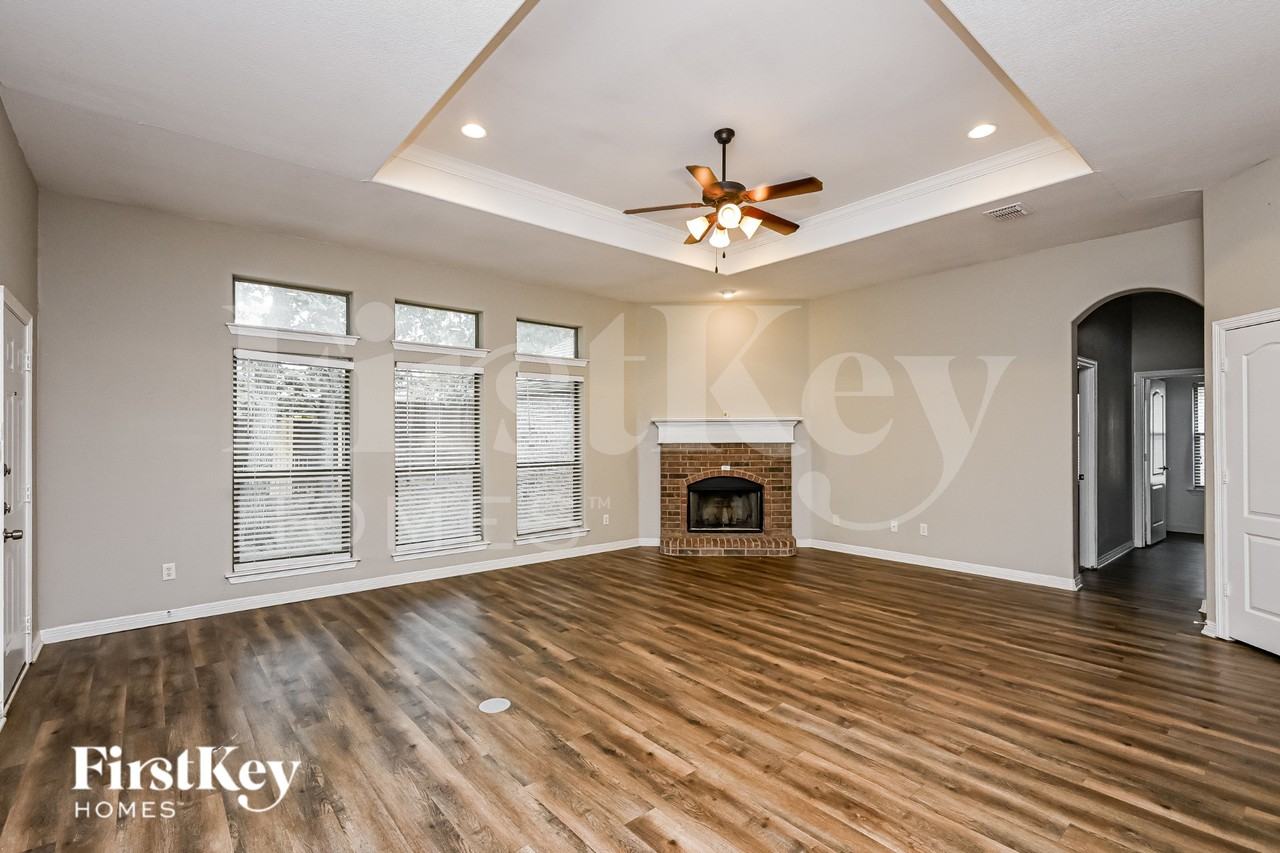 5829 Nathaniel Dr - Photo 2 of 19
