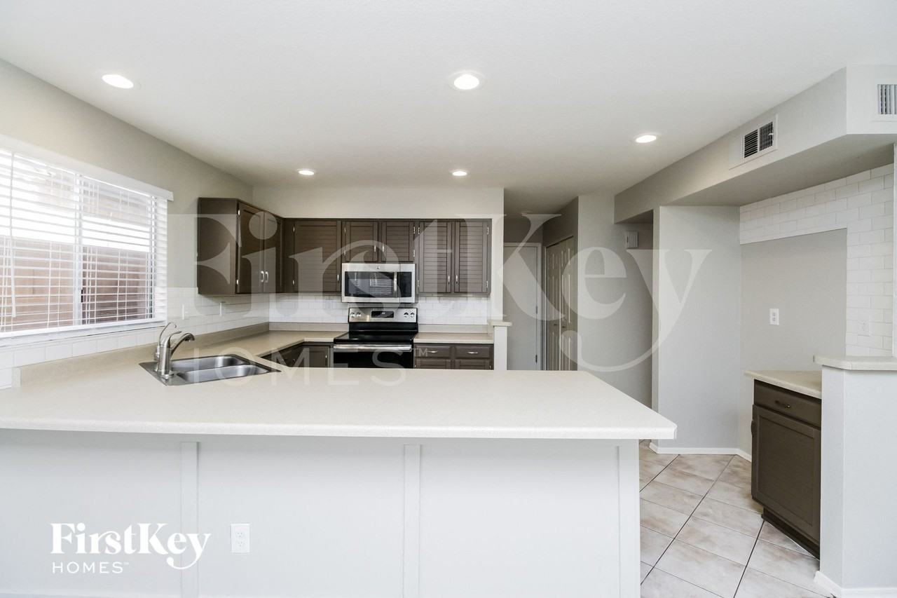 5074 W Jupiter Way - Photo 6 of 16