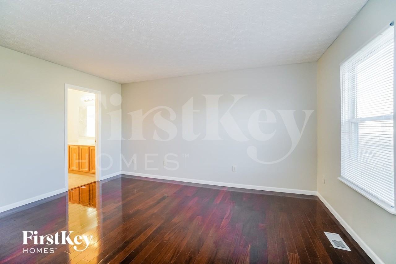 261 Inah Ave - Photo 6 of 14
