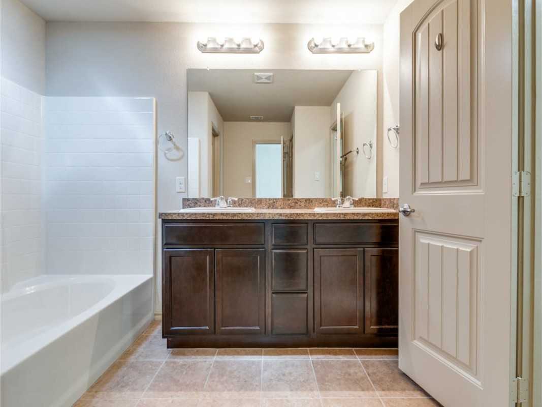 5220 Austin Ridge Dr - Photo 5 of 13