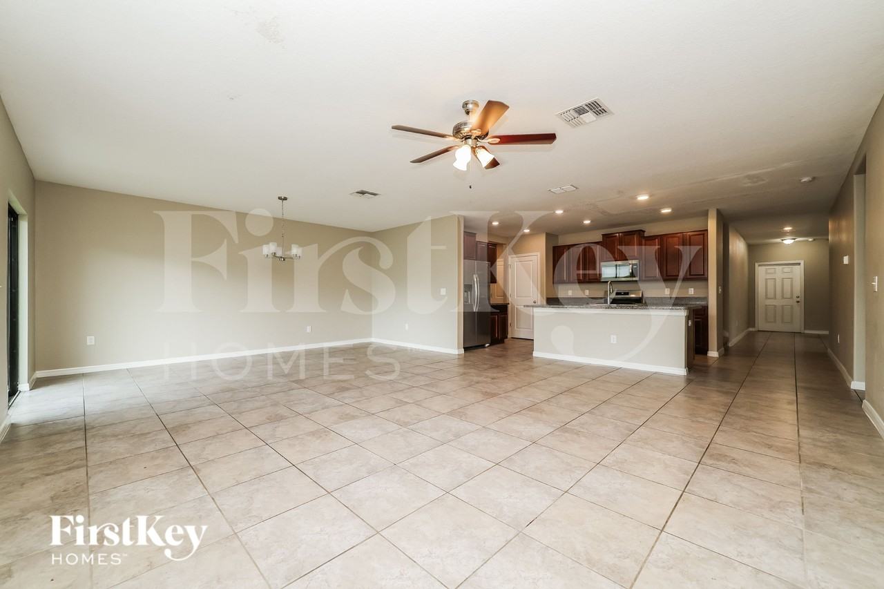 9632 Sage Creek Dr - Photo 2 of 20