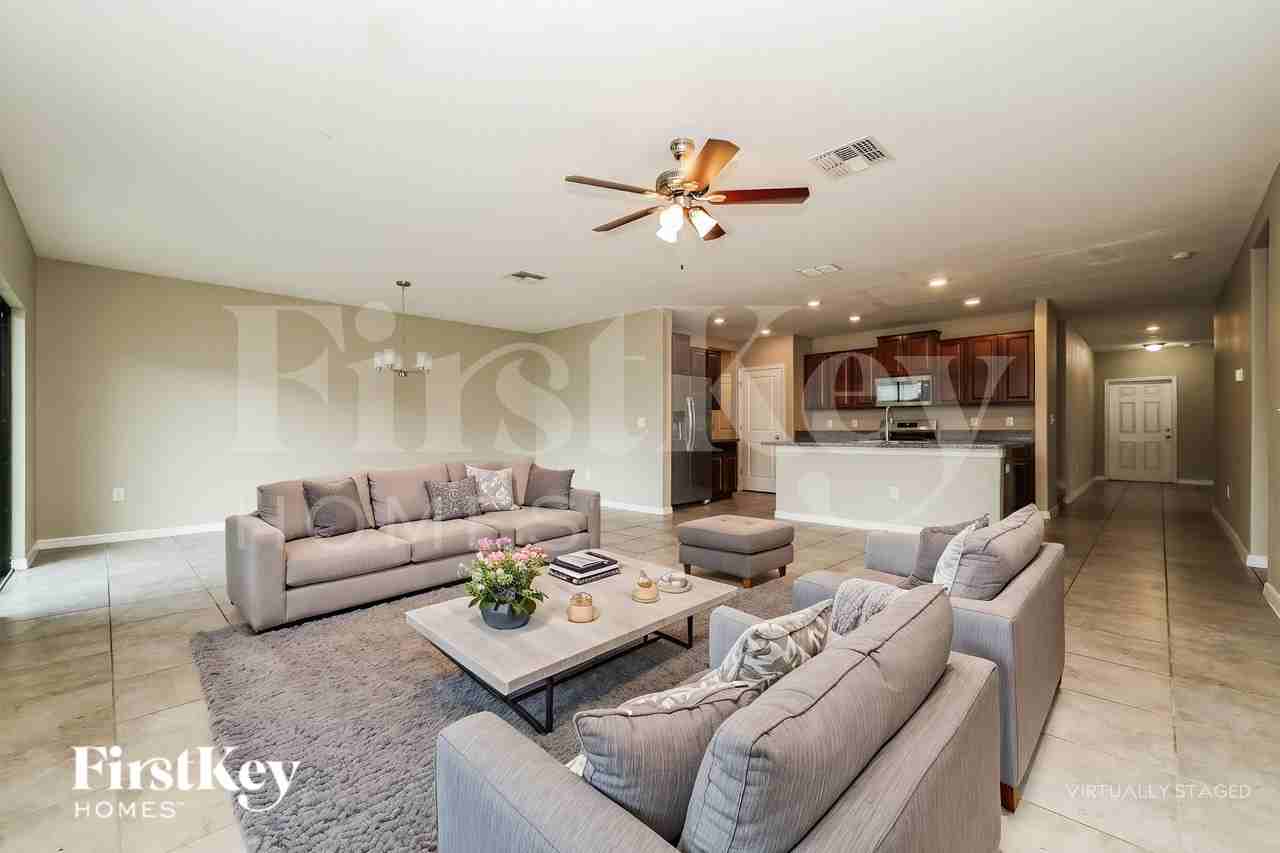 9632 Sage Creek Dr - Photo 3 of 20
