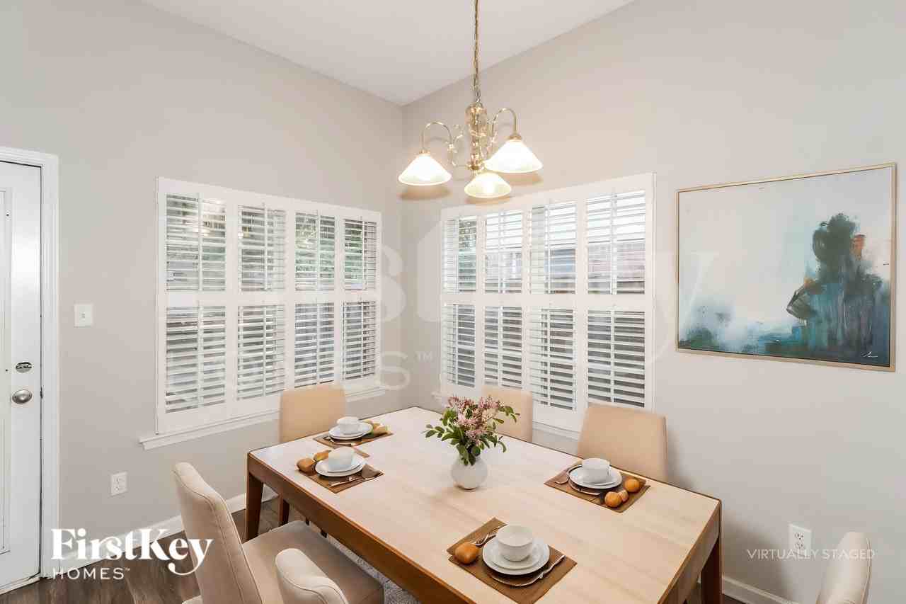 865 Abbey Grove Ln - Photo 7 of 19