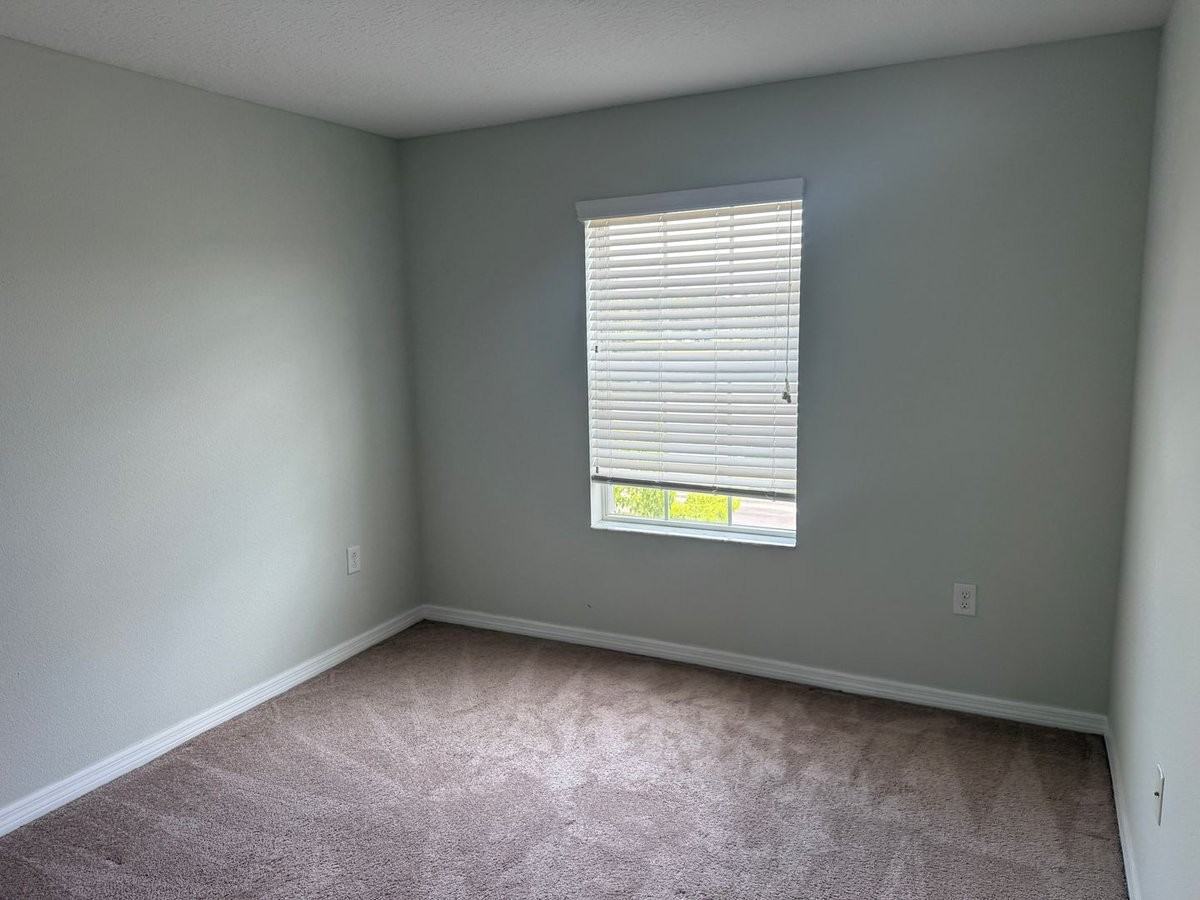 10769 Savannah Landing Cir - Photo 2 of 21