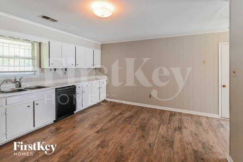 5157 Depanne Rd - Photo 4 of 16