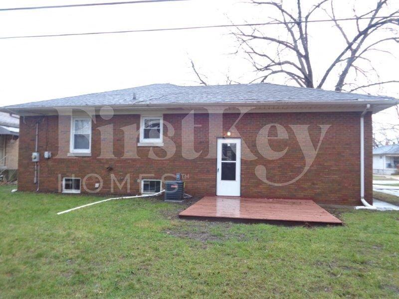 417 Warren St - Photo 2 of 13