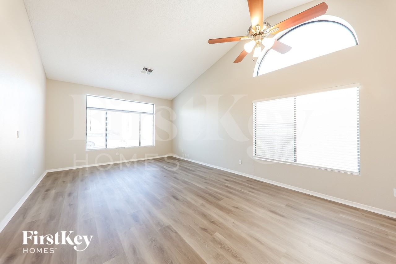 4110 W Questa Dr - Photo 4 of 19
