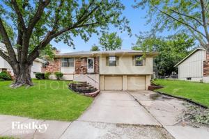featured image of 400 Sw Oxford Dr