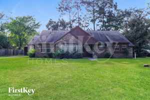 featured image of 26218 Maplewood Dr