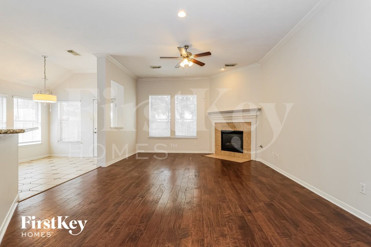 21735 Orange Maple Ct - Photo 3 of 20