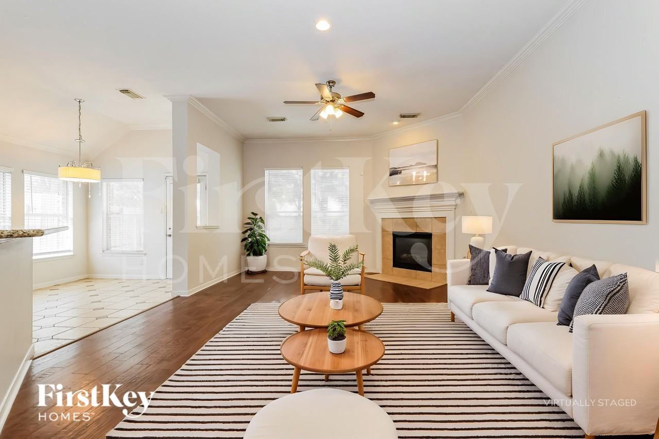 21735 Orange Maple Ct - Photo 4 of 20