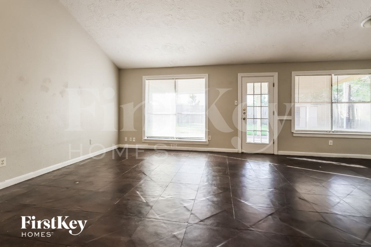 21126 N Tangle Creek Ln - Photo 3 of 19