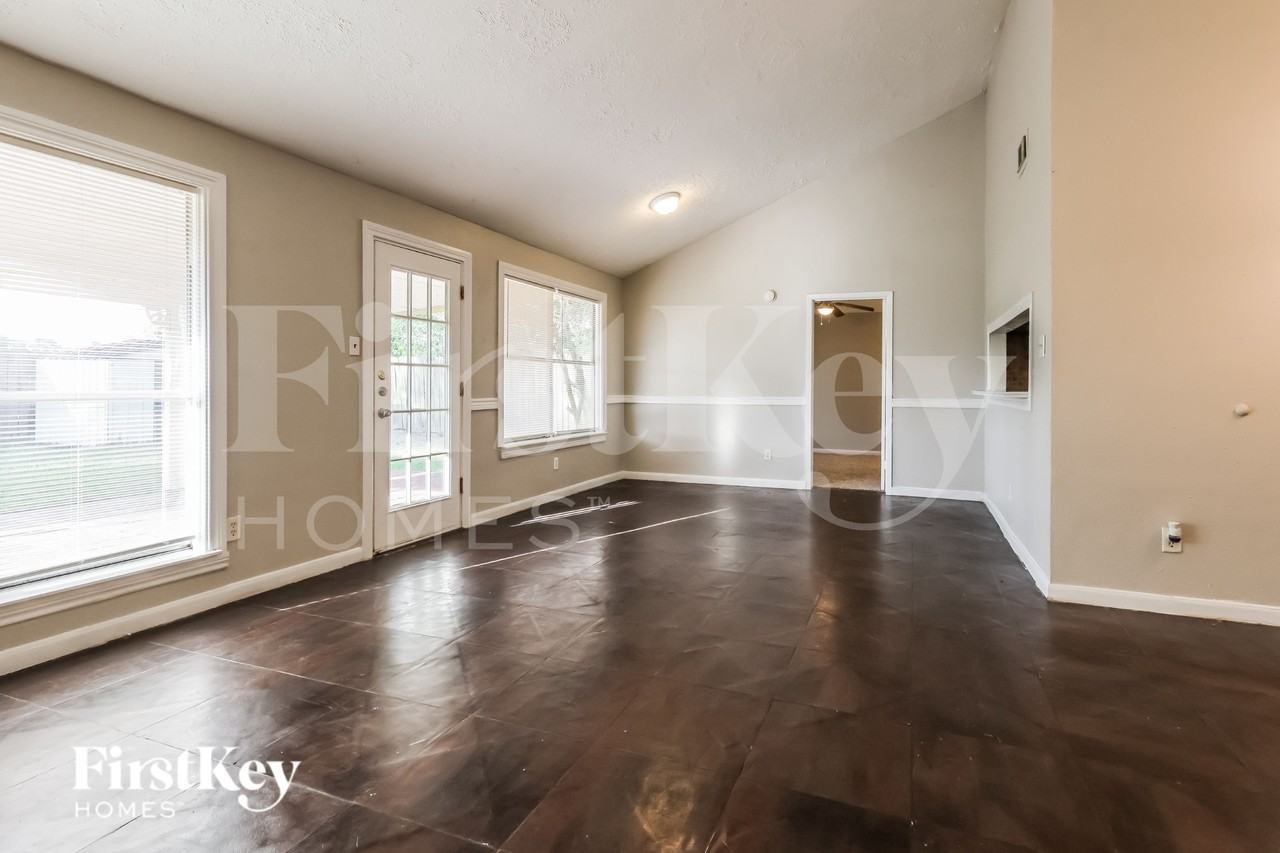 21126 N Tangle Creek Ln - Photo 5 of 19